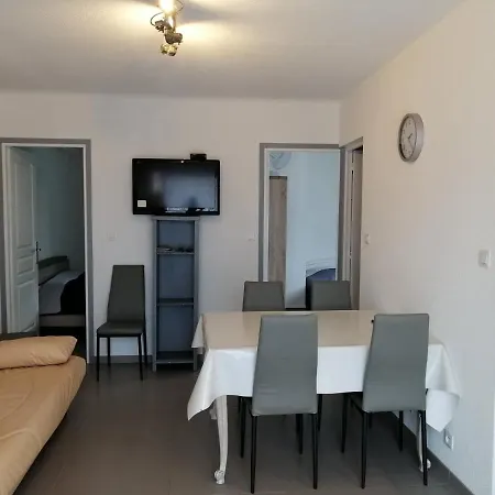 T3 A Cyprien * Saint-Cyprien (Pyrenees-Orientales)